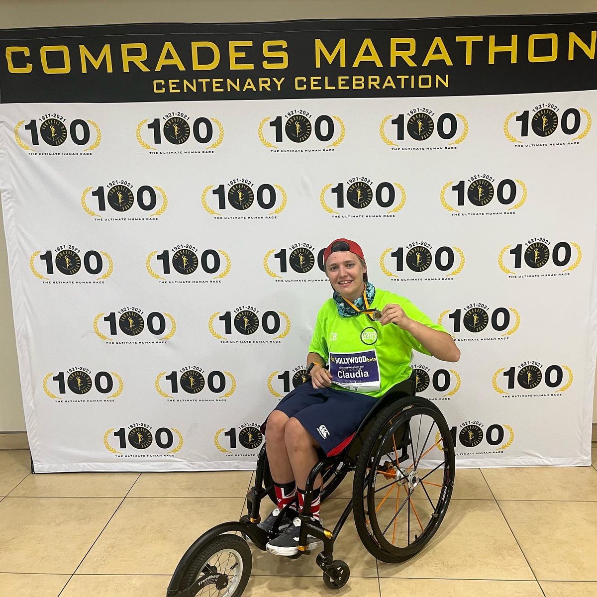 2 years later than planned, it finally happened Comrades Marathon FINISHER 🎉 Everything was big: the crowd, the noise and of course the hills! Wasn’t sure what to expect but over the moon to finish the 90km in 8:35:41 well within the 12 hour cutoff! 

#ComradesMarathon