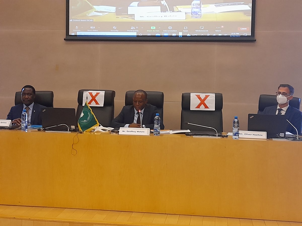 ICRC_AfricUnion's tweet photo. Happening Now!!! 
@ICRC and @_AfricanUnion Commission joint event: a high-level policy dialogue on #Missing, Separated and Dead #Migrants . 
#MissingPerson https://t.co/d2CaP87yjX