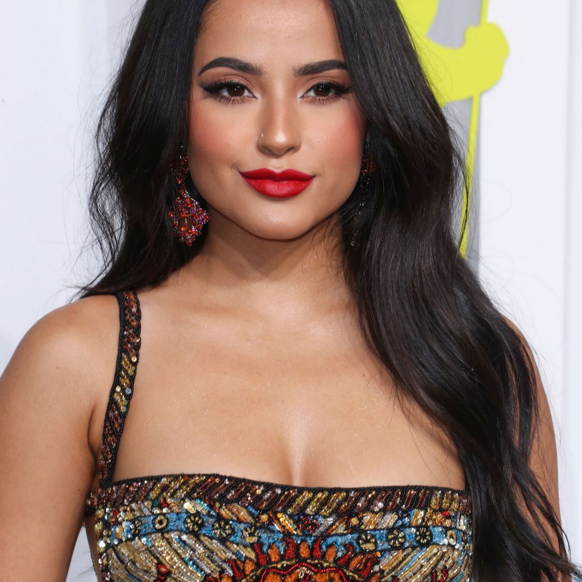 Nice Celeb and Girls on Twitter "Becky G sexy cleavage at 2022 MTV