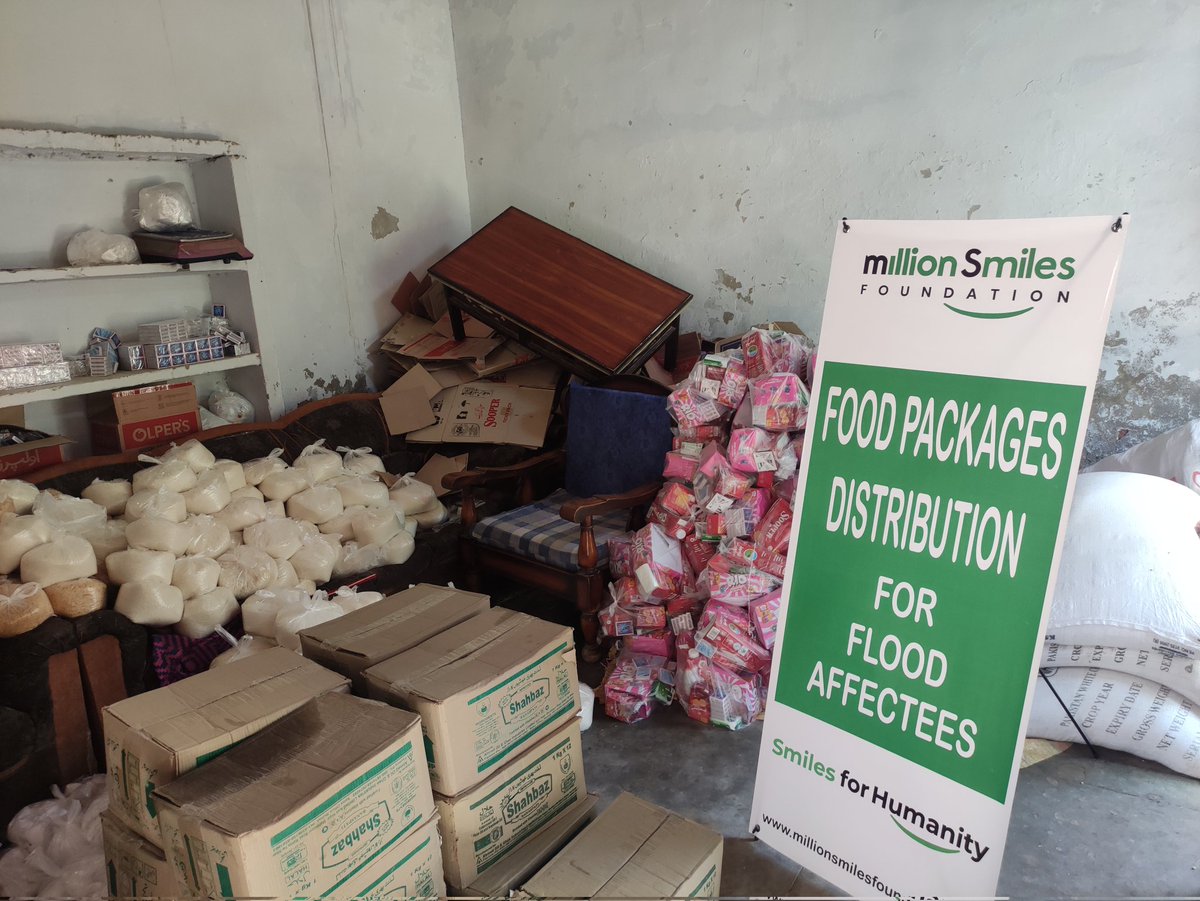 MSfoundationPK's tweet photo. Flood Relief by Million Smiles Foundation !

Ration for more than 150 families packed and ready for distribution in different affected areas of Taunsa Sharif.

#MillionSmiles #Humanity #Corporate #Floods https://t.co/HuWGf35rdJ