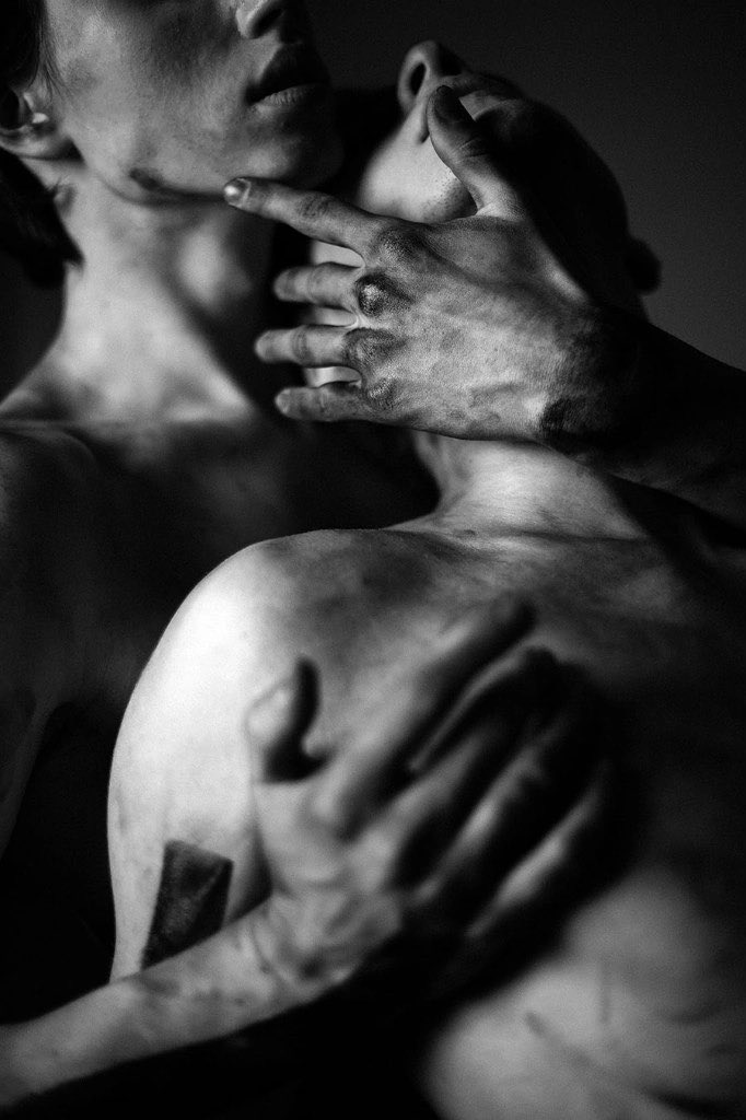 lyskowets_photo's tweet photo. #couplessession #couplesportraits #lovers #intimacy #sensualartist #couplesboudoirphotographer #bayareacouplesboudoir #boudoirstudio #bayareaboudoir #lgbtphoto #newyorklovestory https://t.co/4ys2mUF94L