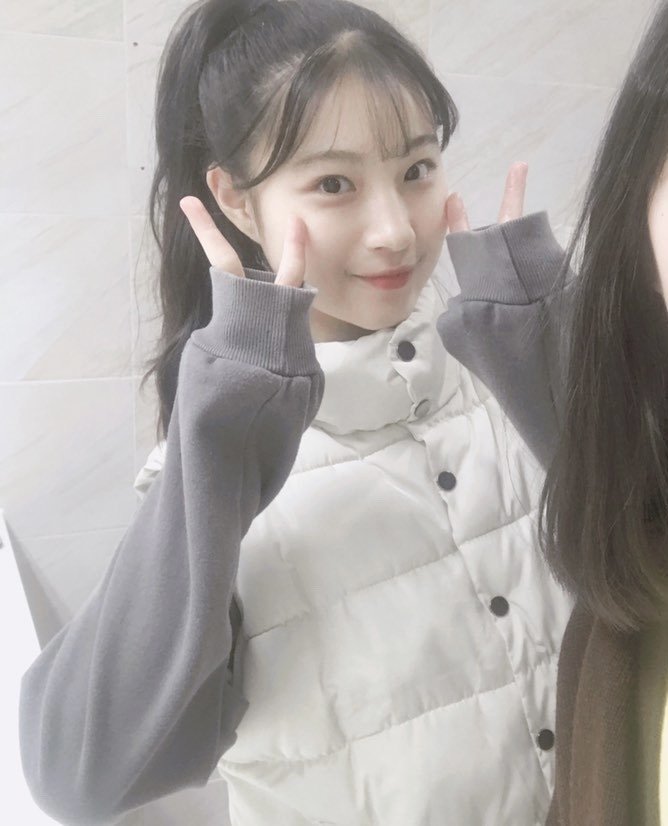 the prettiest rabbit !
#누가봐도_토끼 #예주 #FANTOO #YEJU <a href="/ichillin_km/">ICHILLIN' OFFICIAL</a>