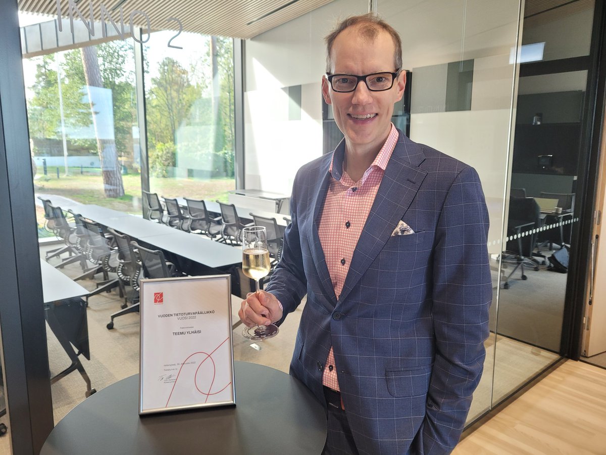 Paljon onnea <a href="/teemuylhaisi/">Teemu Ylhäisi</a> Vuoden tietoturvapäällikkö 2022!
@OP_Ryhma