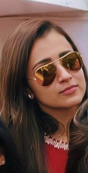 FbZEXzCaUAI_AAP?format=jpg&name=small