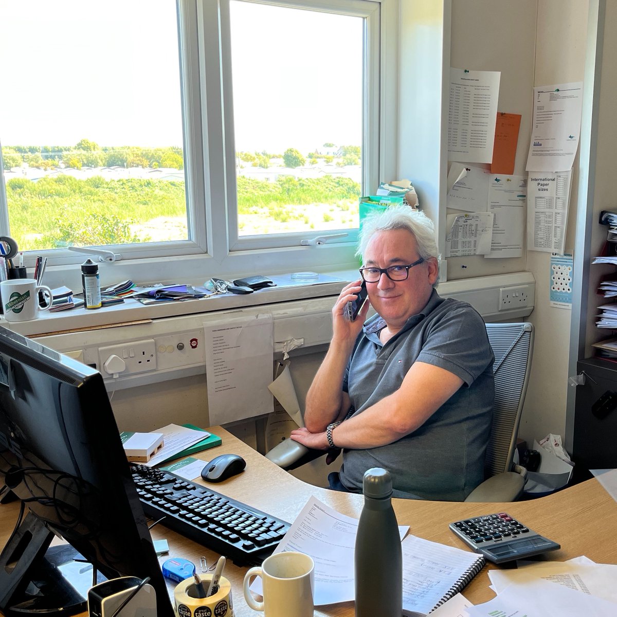 LalehamProducts's tweet photo. David, hard at work in our office. 

It was David’s Dad, Ian, who set up Laleham Products in 1970 and in 1995 David took over the reigns #behindthescenes

#BTS #binders #folders #ringbinders #bespoke #products #packaging #meettheteam https://t.co/2WCJBaE46k