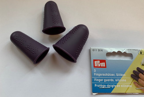 Fingerschützer zum Bügeln u.a. 🧑‍🦯🖐️🔪🪡 🔥Diese Fingerschützer sind aus Silokon hitzebeständig und können bspw. zum Bügeln, zum Nähen oder auch als Hitzeschutz o.ä. benutzt werden. Sie sind leicht geriffelt für den besseren Grip.  bit.ly/3e6pPhN #Prymde #Sehbehinderung