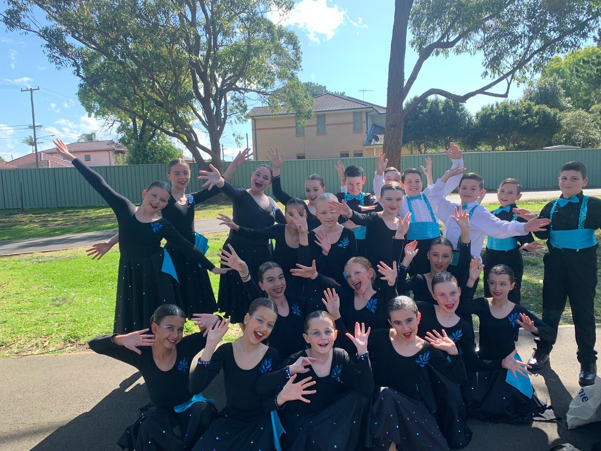 BEXLEY_NORTH_PS's tweet photo. @DanceSportGala1 @JohnSelby6 @kristy_docanto DanceSport Gala night is always special! Team Bexley North Public School looking their finest in purple and turquoise! 💜💙 #BNPS https://t.co/EE1jUaNVCX