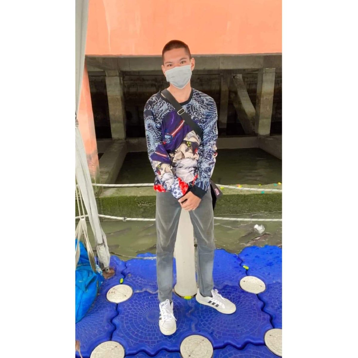 Arming313's tweet photo. เข้าวัดหวังจะได้บุญ....แต่ถ้าเข้าห้องกับคุณเราจะได้อะไร🫢🤫🤫🤫 https://t.co/QobxvrGCoB