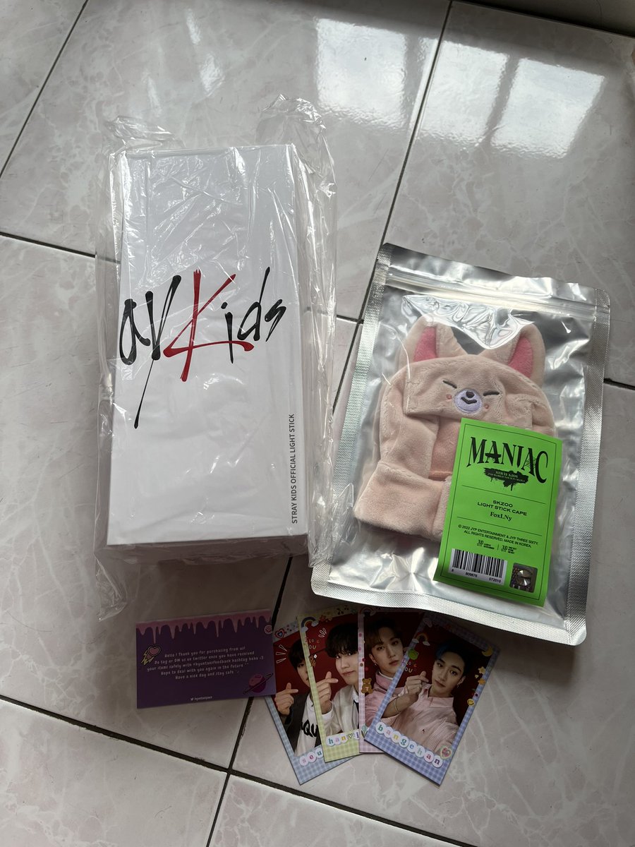 mangostay_'s tweet photo. nachimbong and foxi.ny cape from @hyuntaespace arrived today!!! always the best service from ann, never disappointed!!!
#hyuntaesfeedback https://t.co/ytYHYPm7k2