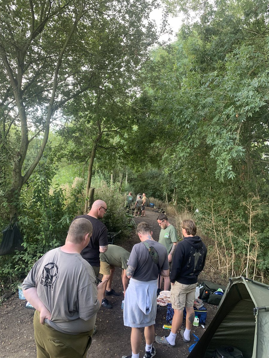 craigowhu87's tweet photo. Wicked weekend with the boys @CoreBaits_uk for our yearly social didn’t want the weekend to end met some great people who it feels like Iv known for years 🤘 big up the boys @MooreRjmoorey @jamesscoops @matt_duce1980 @leedsguitar https://t.co/9V7qMGP4MJ