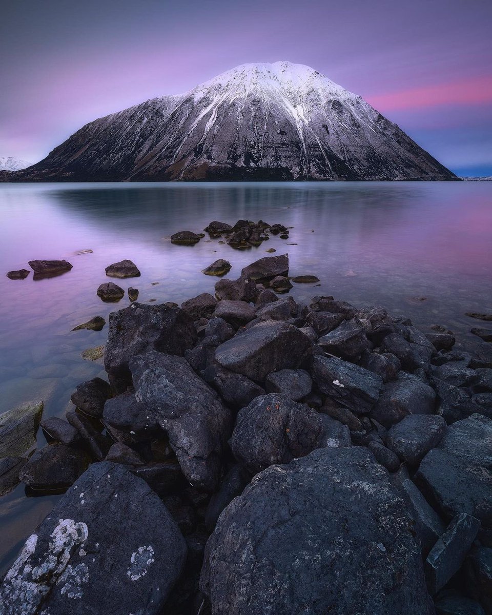 Just a simple yet perfect composition captured by <a href="/brettwoodphoto/">Brett Wood Photos</a> in New Zealand using #nisi filters! The rocks in the foreground create a great leading line drawing our eyes into this image! #nisi #nisifilters #PhotoOfTheDay