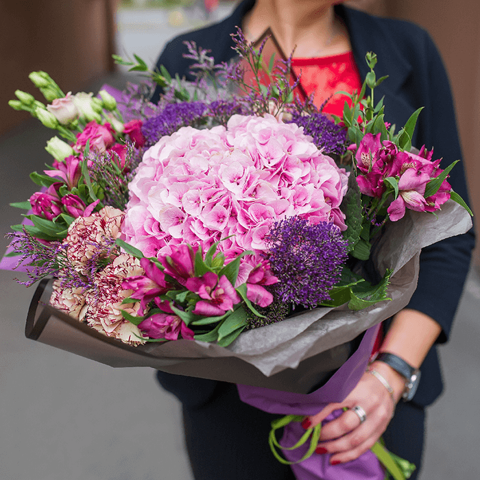 blacktulipqa's tweet photo. Mauve Bouquet
Order : https://t.co/WCWqVHnVq0
WhatsApp/Call at +974 5064 2568
Email Us - online.qa@btfgroup.com

#onlineflowers #pinkflowers #pinkflowersbouquet #handtiedflowersqatar #mixedflowersqatar https://t.co/jAgIAIjMWf