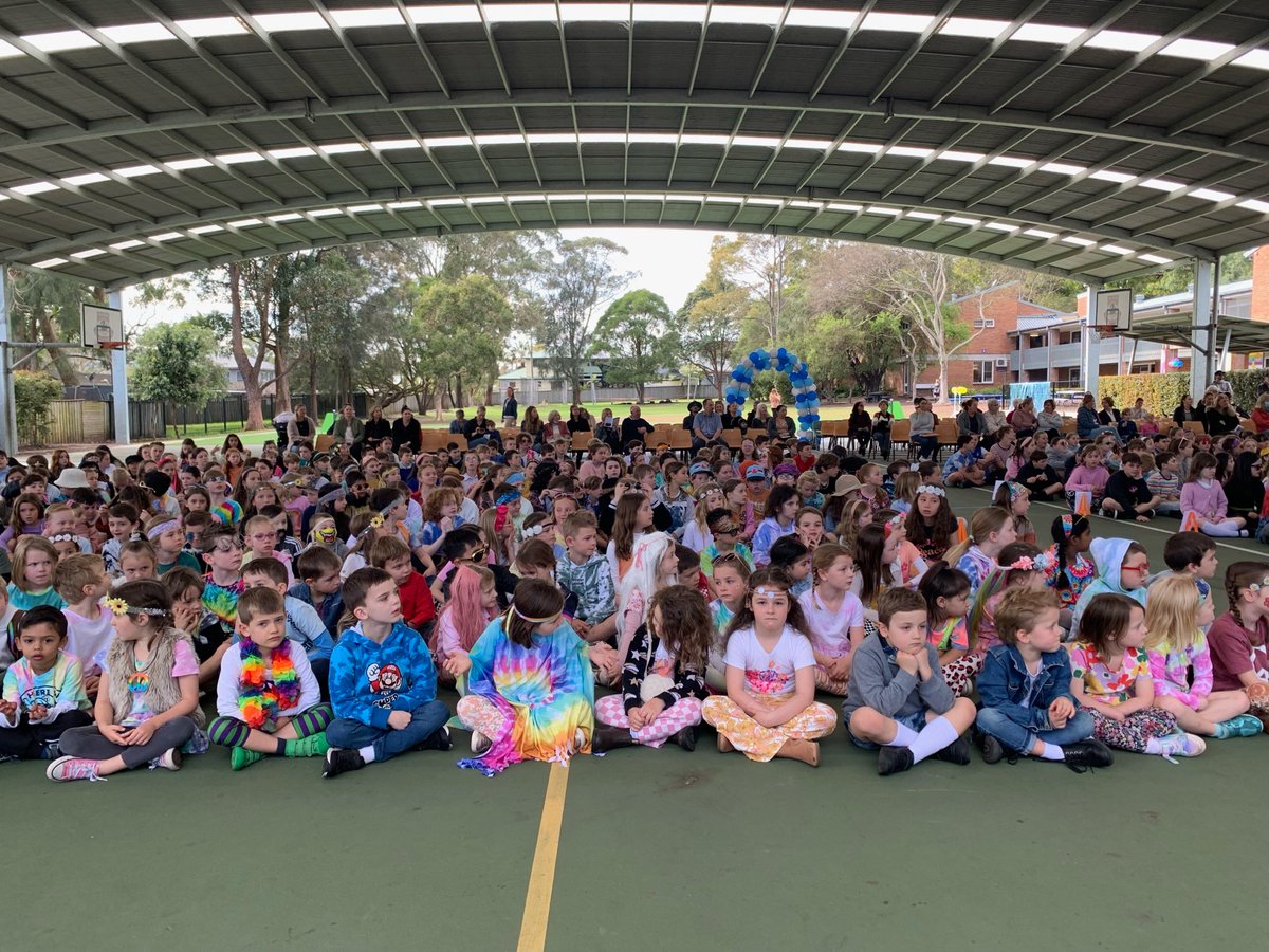 CromerPublic's tweet photo. We had a brilliant day celebrating our school’s 60th birthday - an assembly, memorabilia walk, sausage sizzle and games with buddies!!! https://t.co/DTxJZkMiql