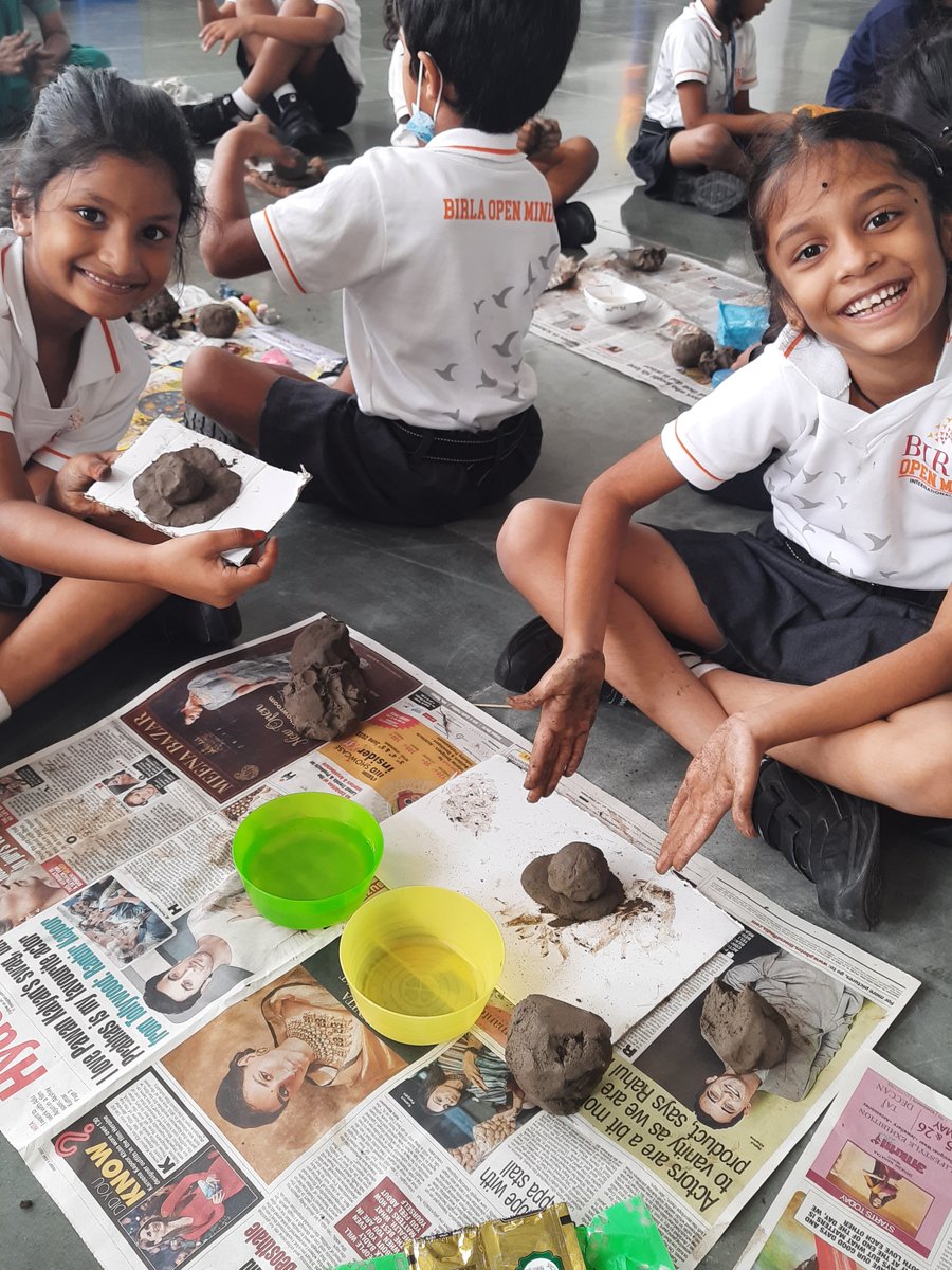 BirlaOpenMinds's tweet photo. #ecofriendlyganesha #naturalclay #clayactivity #cultureandtradition #birlaopenmindsinternationalschool https://t.co/ycPI43tzNM