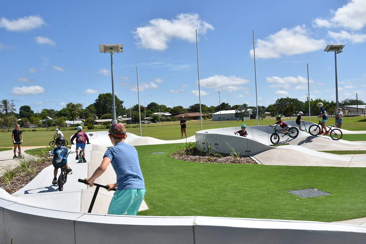 AusPumptrack's tweet photo. NEW PUMP TRACK DESIGN MAKES ASSEMBLY EVEN QUICKER     
We’ve based our Modular Pumptrack system on a clever design using pre-engineered modules that allow for easy assembly. 
[Out Now] 3 experts share why building Modular Pumptracks is child’s play. Link in Bio

#modularpumptrack https://t.co/4e9BwGbpBN
