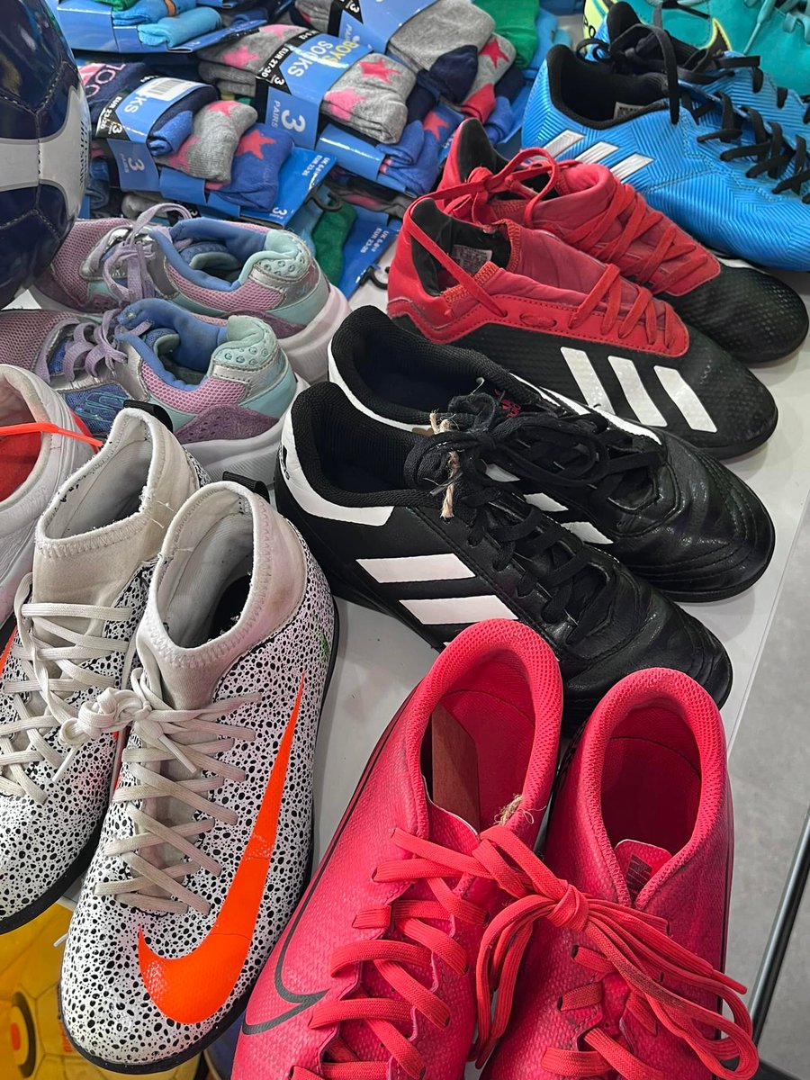 To help everyone get set for the new school year, <a href="/PIAS_Wales/">Play it Again Sport</a> will have a pop up shop available at the Old Library Building (Bute Street, CF42 5NR) next Friday (Sept 2nd) 10am-2pm with lots of great items available! Trainers, Football and Rugby boots, Coats, Prices start from £3.
