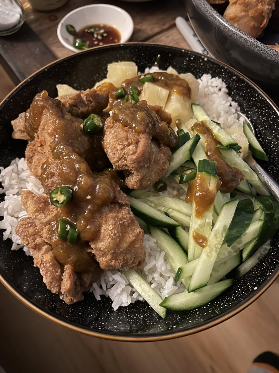 ZiangsW's tweet image. Last nights dinner #sataysauce #ziangs