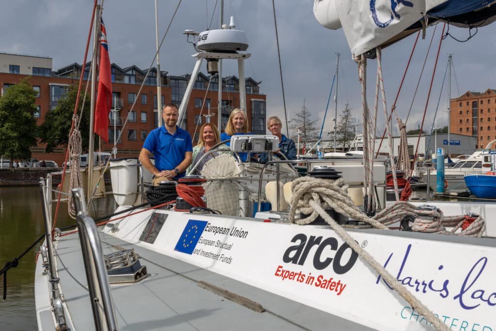 MarkConwayUK's tweet photo. Arco awards £10,000 to Hull charity #CatZero https://t.co/haDva6g7MY @ArcoSafety @CatZeroOfficial @BWMagazineHEY #HullCharities https://t.co/syyp61sfCx
