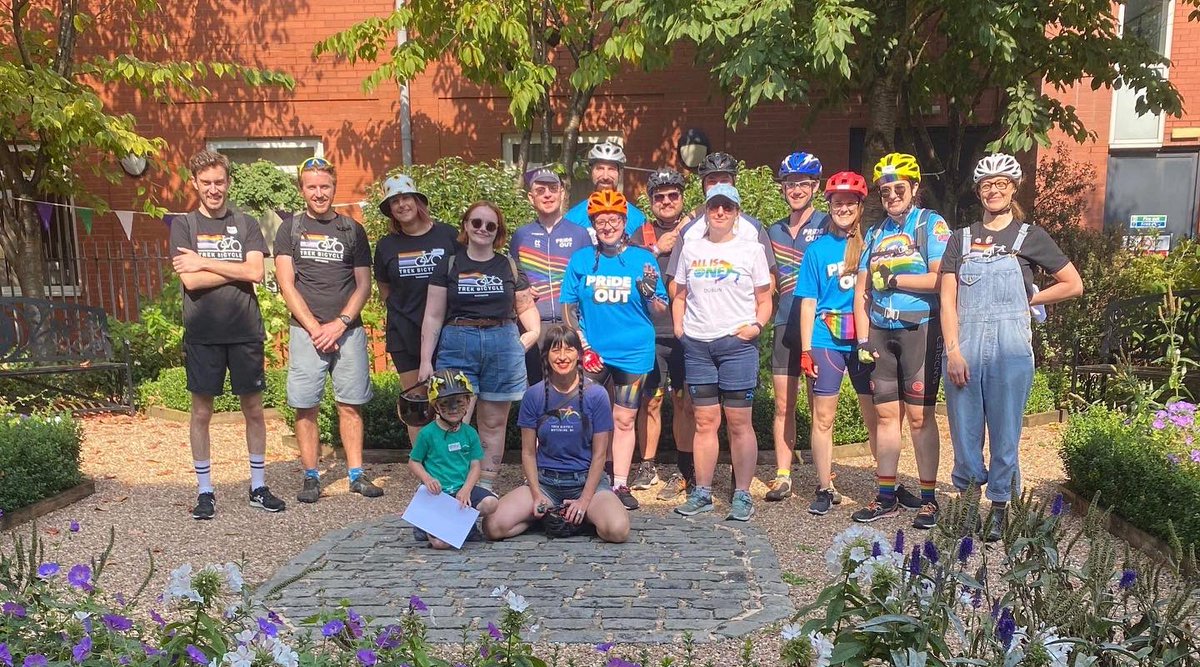 sarahegalligan's tweet photo. I love my city’s joyous Pride celebrations & I’m pleased as punch with @TrekBikes Sunday ride being part of it: joyous with a serious edge🌈. Our ‘History of Mcr LGBT+ activism’ bike tour was a sell-out for the 2nd year & we’re delighted to have supported @MicroRainbow #Pride22 https://t.co/K2RqkEDO9W