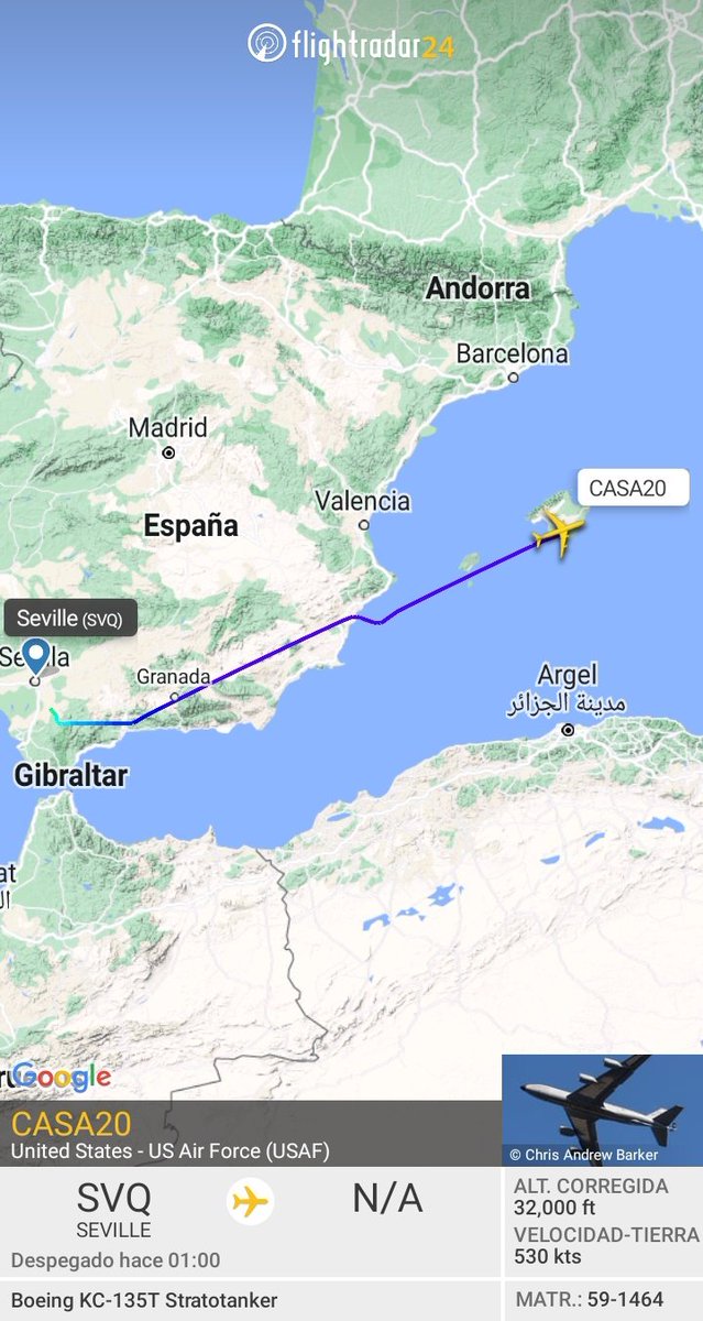 MilRadar's tweet photo. 🇺🇸 #USAF KC-135T Stratotanker 59-1464 del #351stARS despega desde #Morón y con rumbo E sobrevuela la isla de #Mallorca hacia nueva misión #AAR sobre #Rumanía https://t.co/QQ8upHd4xY