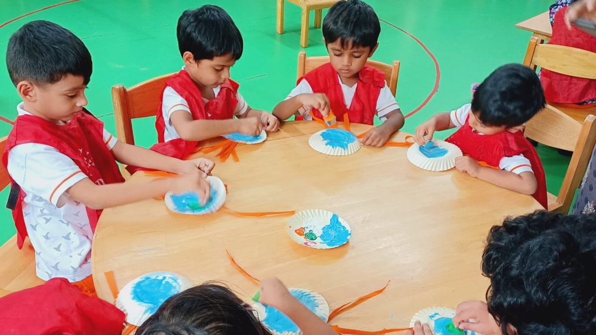 BirlaOpenMinds's tweet photo. #oceanlife #learningaboutocean #underthesea #seaanimals #themebasedlearning #birlaopenmindsinternationalschool https://t.co/jOT9EFfGRF