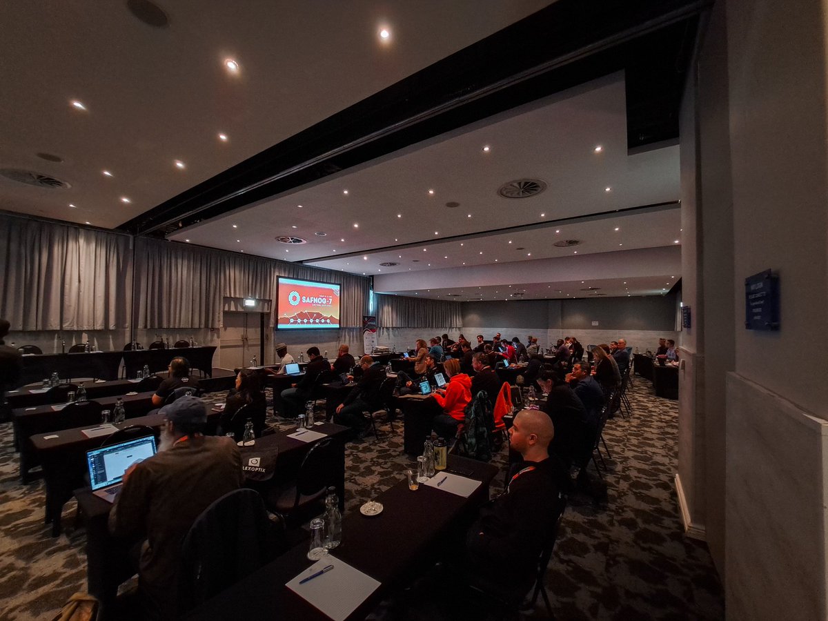 RobinsonYolandi's tweet photo. Day 1 of #SAFNOG7
#Peering #NAPAfrica #peeringinafrica https://t.co/TH77Kbcrtm