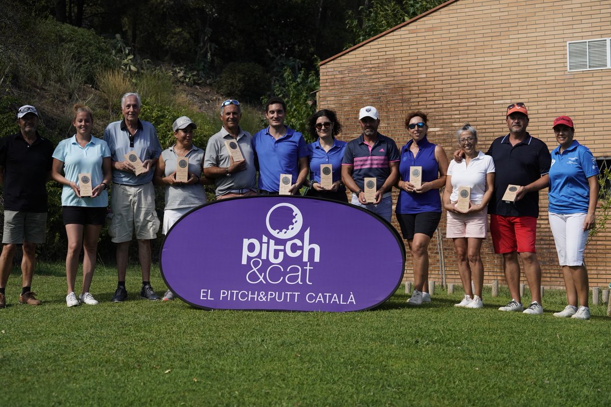 Roc3_PitchPutt's tweet photo. Lluís Cucurull i Marta Cucurull guanyen amb un acumulat de 12 cops sota par la Copa ACPP de Parelles Mixtes 2022 jugada a @Roc3_PitchPutt https://t.co/0fwMhQWE9S