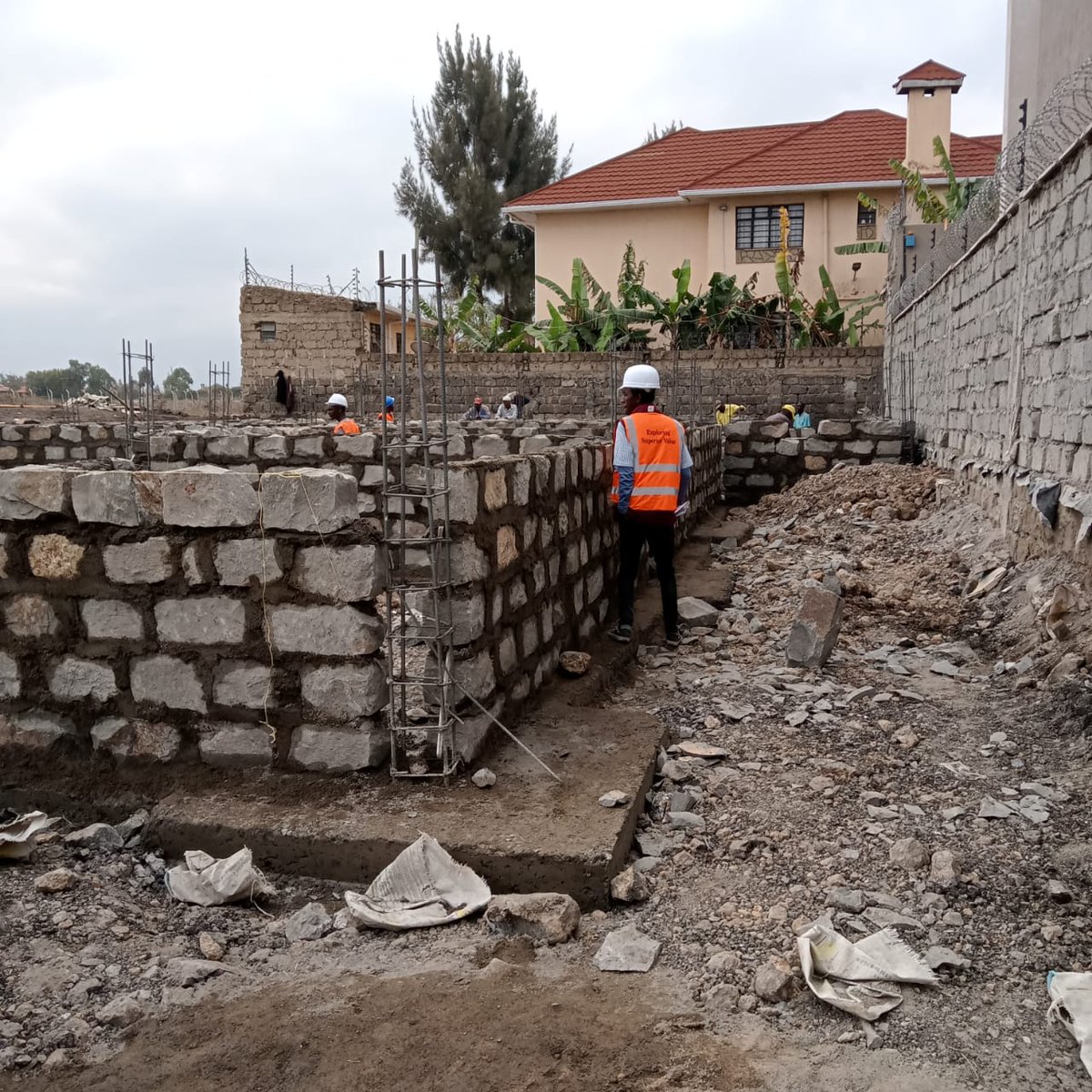 Begres_Kenya's tweet photo. Construction of a 7 Bedroom Contemporary modern Villa.
#constructionproject #constructionindustry #construction #projectmanagement #engineering #begres #begresinvestments https://t.co/fulF9CUT1D