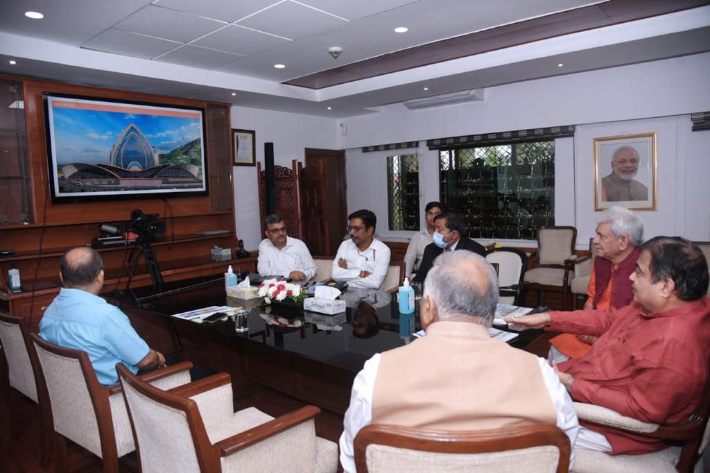 nitin_gadkari's tweet photo. #BuildingTheNation

Improving Passenger Infrastructure Development across the Nation,

Witnessed the MoU Signing Ceremony between #NHLML and Katra Development Authority with Union MoS @Gen_VKSingh Ji, L.G., Jammu &amp; Kashmir Shri @manojsinha_ Ji and Central &amp; State Officials. https://t.co/V9exO3Bsgf