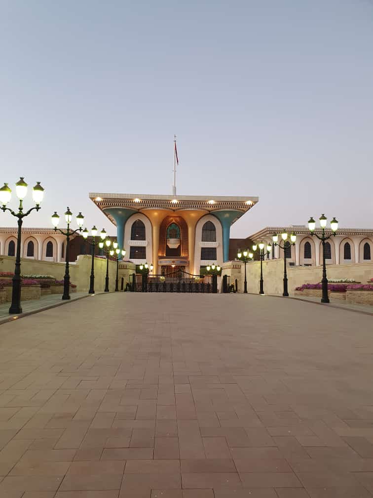 عنوان المجد والعزة والشموخ