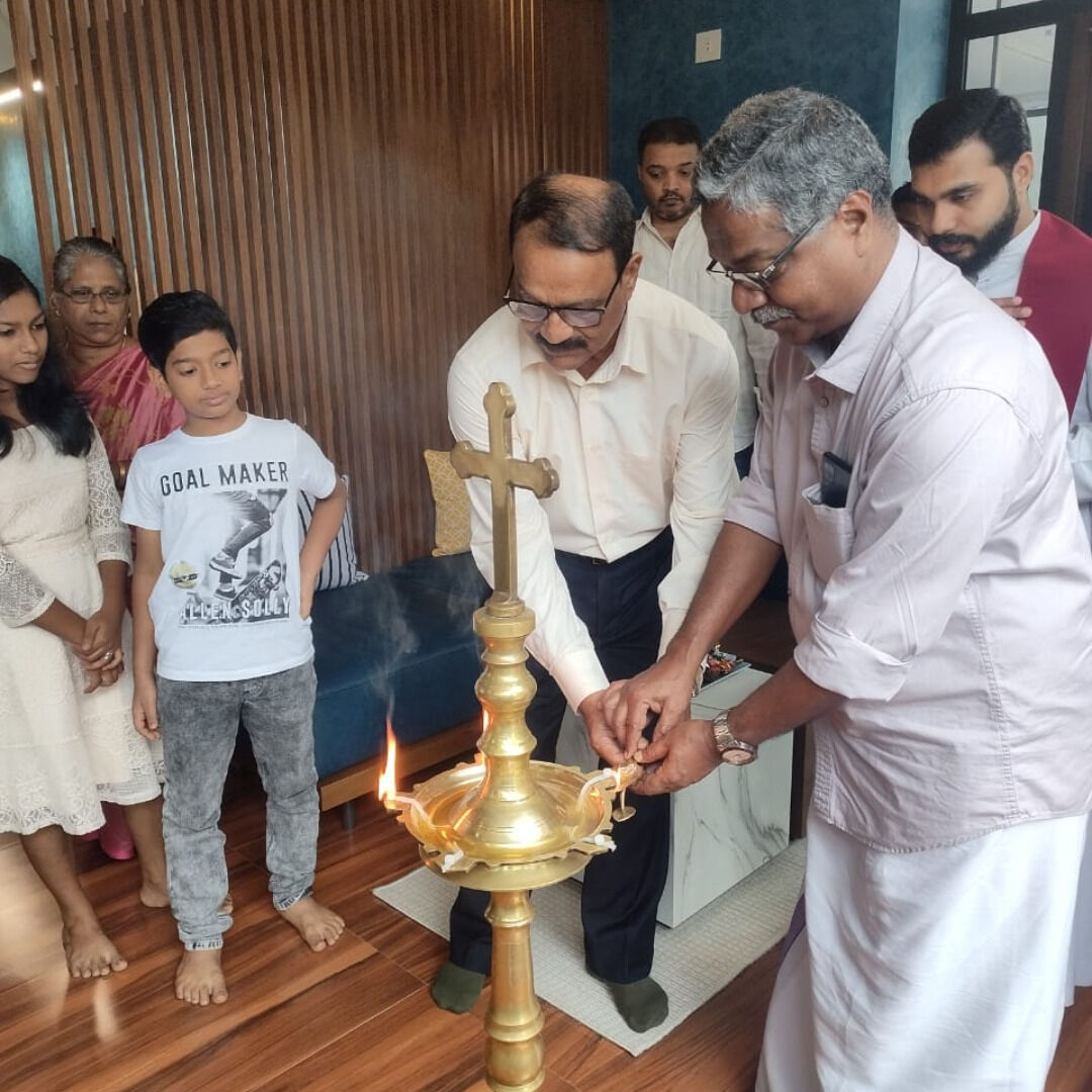 Oriontechnolog7's tweet photo. We have officially started a pleasant journey at our new office located in Kottaram arcade by conducting the Venjirippu on august 29th Monday. Orion Technologies need your prayers and support to grow more and more. We warmly welcome you all to our new office! https://t.co/T32UhYXKfu