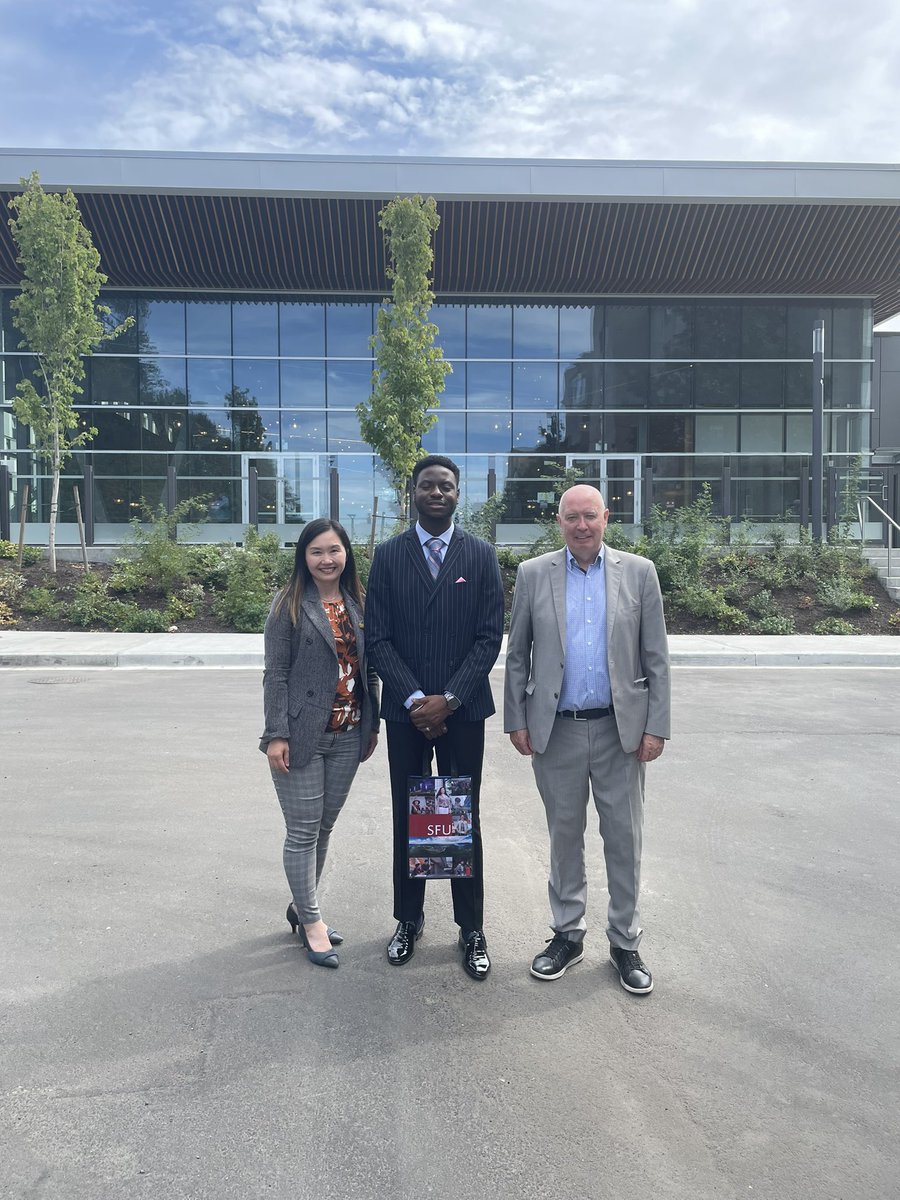 adegb13's tweet photo. Honoured to have had the opportunity to meet and speak alongside @MayorofBurnaby, minister @AnneKangMLA, minister @KatrinaCBurnaby and other distinguished guests at the opening ceremony of @SFU new Dining Commons. Excited for students to get to experience this new space!!💯🍽🍽💯 https://t.co/ZRHCdMI85w