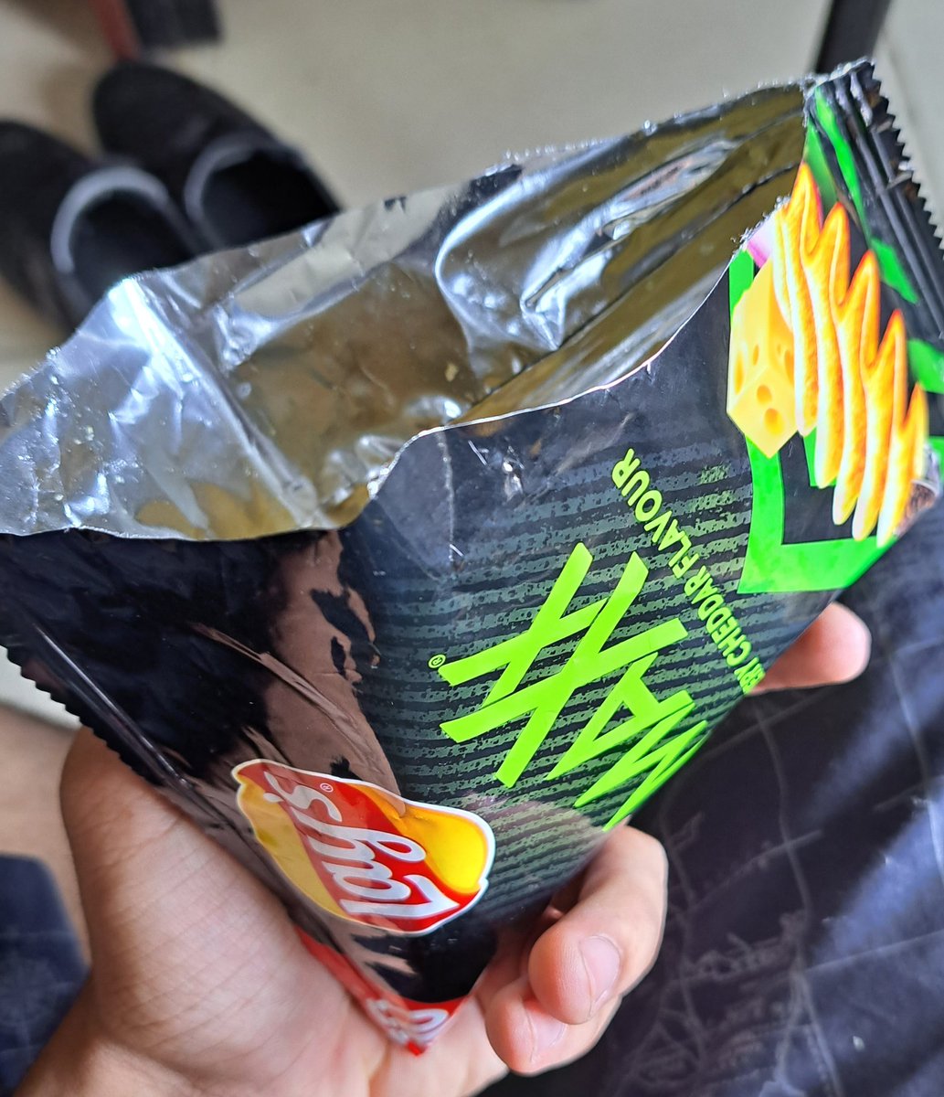 Arpitp04's tweet photo. @Lays_India is this the MAXX you can get in a lays packet ??? https://t.co/X8uoPzQ1Eg