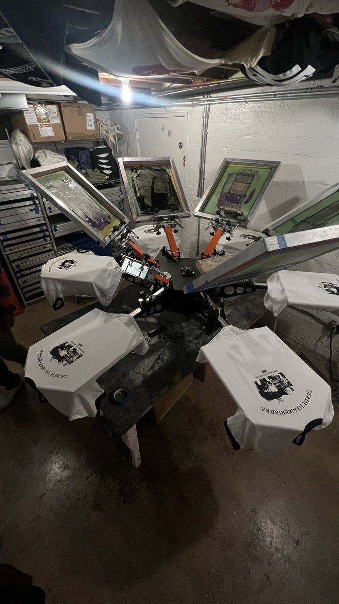 midstrokeking tweet media