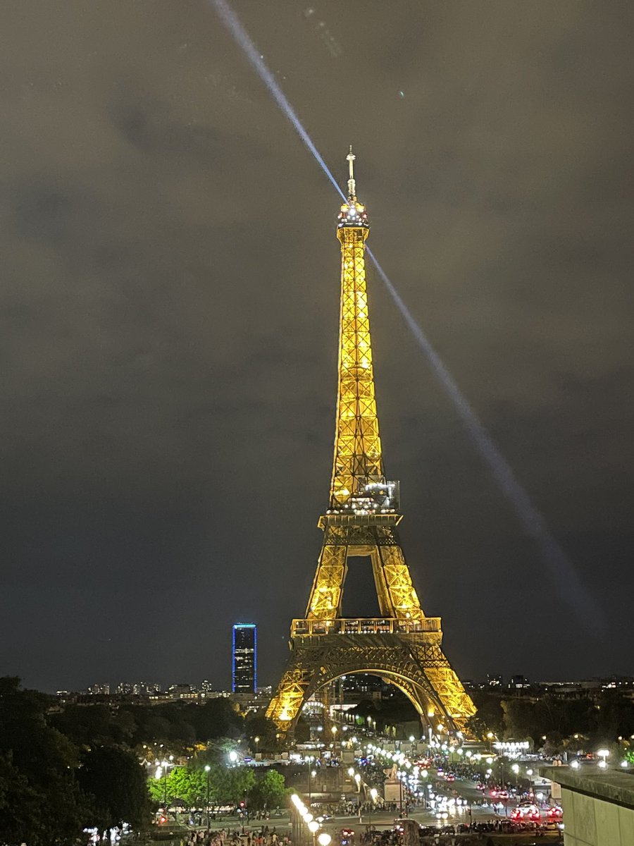 ArchiKit's tweet photo. The summer adventuring continues & we are having an amazing time exploring #Paris @mumofmati @RIBA @RIBANorth @ARB_1997 @CentrePompidou @bateauxmouches @LaTourEiffel @Galeries_Laf @printemps @museumLouvre #Summer2022 #Architect #RIBA #CharteredPractice https://t.co/sE2Foc504j