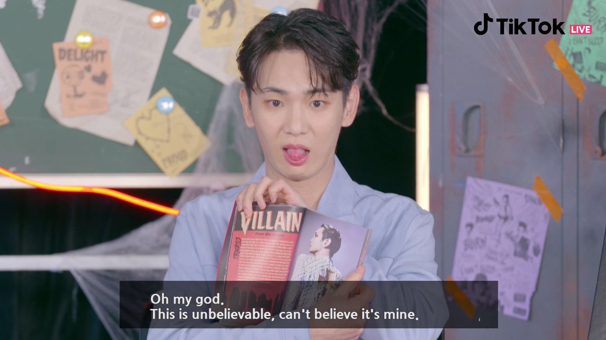 KEYPERU's tweet photo. KEY Gasoline Countdown Live 💎🗝️

KEY is so proud of his Gasoline Album 😻

@SHINee #SHINee #샤이니 #5HINee #Key #키 #김기범 #captainfreak #Kibum #KEYisBACK #BADLOVE #KEY_BADLOVE #Gasoline #KEY_Gasoline https://t.co/8RtS1ACPnC