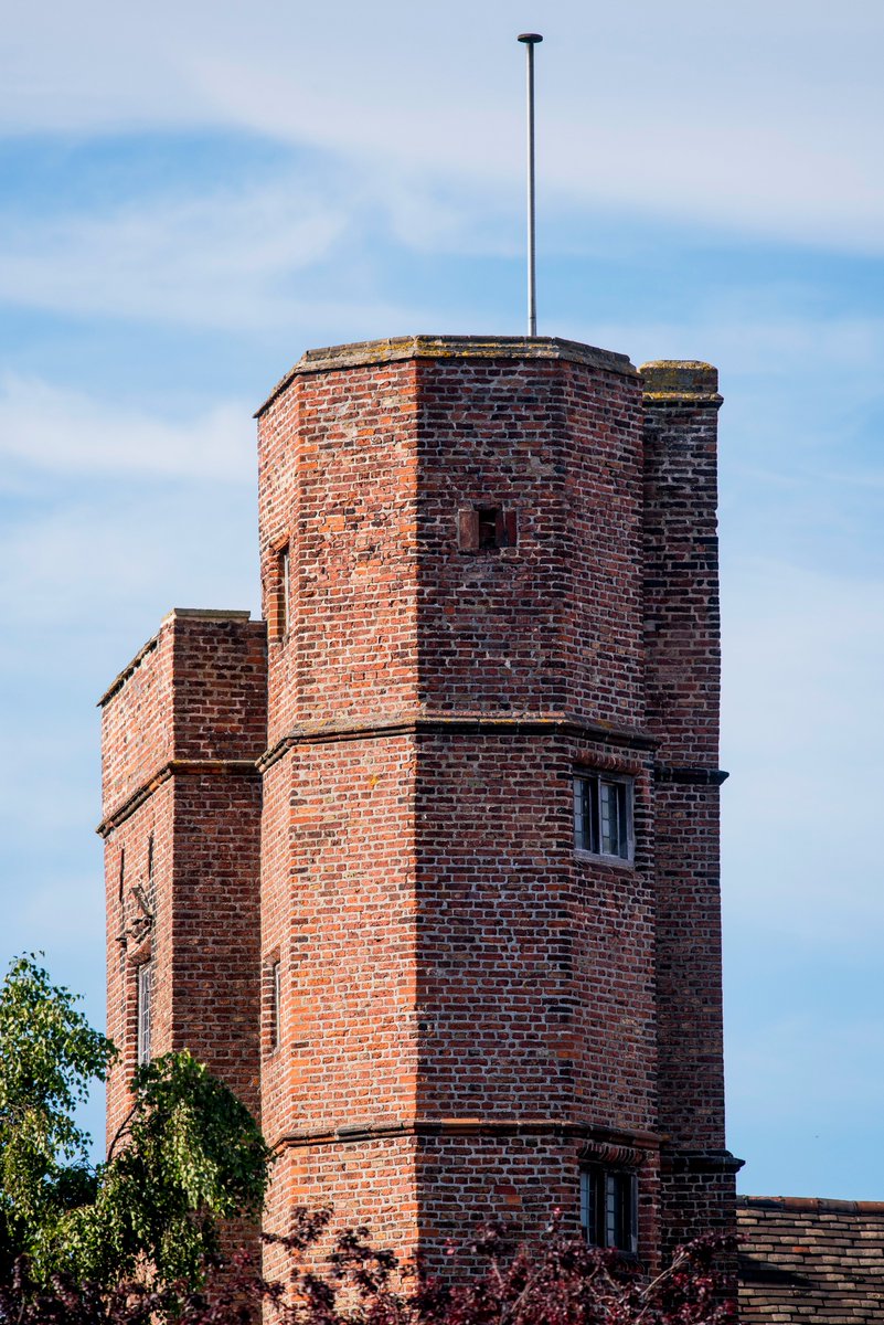 VisitWNorfolk's tweet photo. 🚨 One week to go! 🚨

Visit houses, offices, gardens, churches, chapels, towers and tunnels that are not normally open to the public this Heritage Open Day in King’s Lynn!

Find out more 👉 https://t.co/kGQMZEP2a4

#HeritageOpenDays #HODs https://t.co/su3jnmXchX