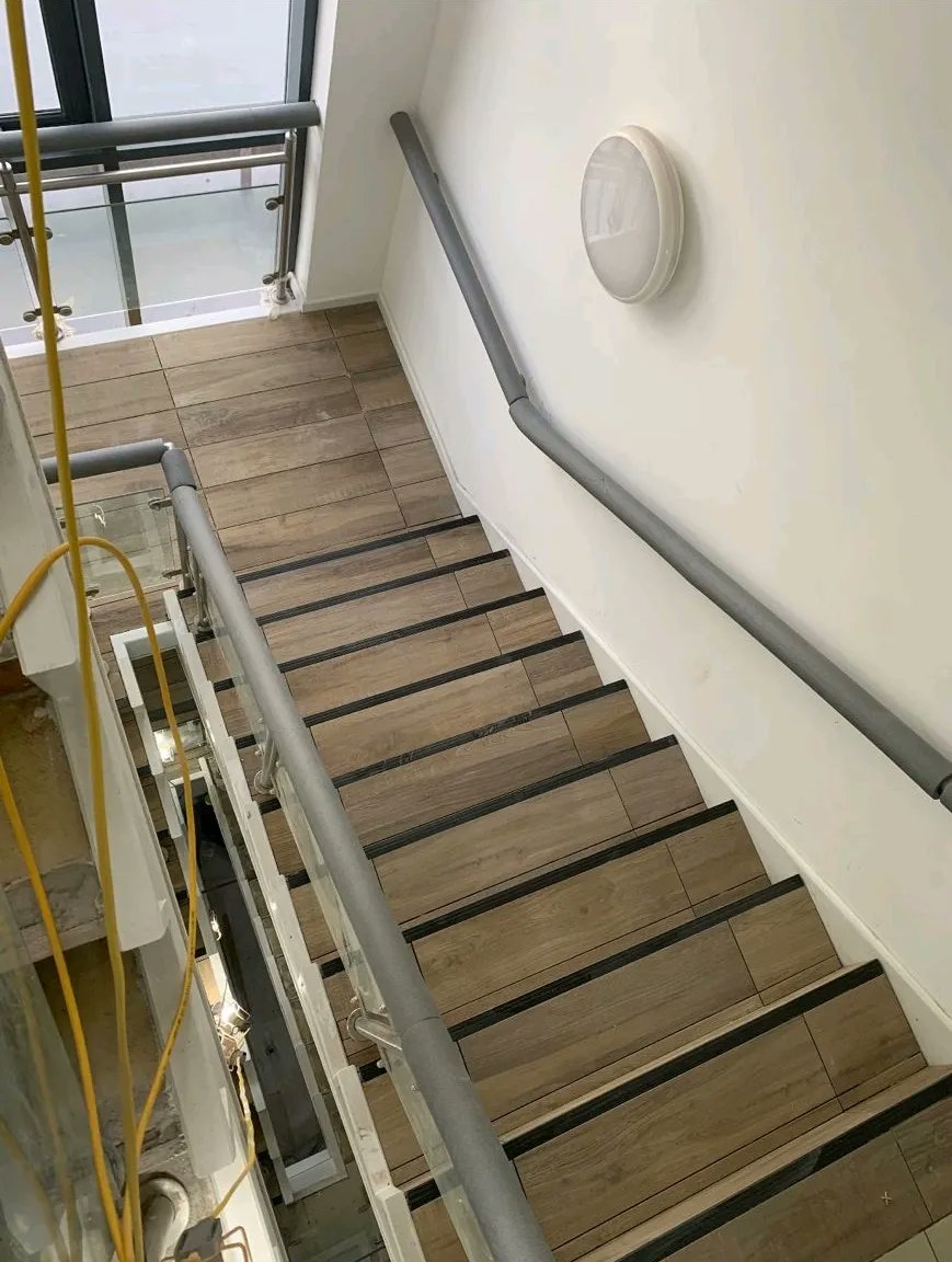 Dural_UK's tweet image. Hope everyone had a lovely weekend! 
We're back with this great little project by SGB Contactors using our Durastep profile. Amazing work!

#StepNosing #DuralProfiles #ShowUsYourWork #ProjectPics