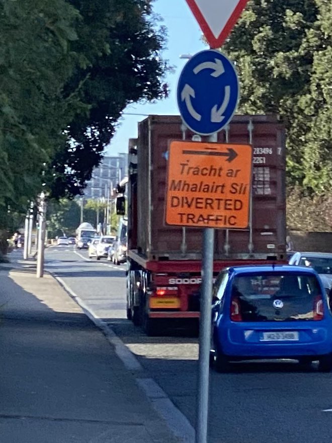 5_axle's tweet photo. If only we could ‘divert’ the 5-axle HGVs breaching the #5axleban areas of Dublin 😂

This lorry heading south on #Sandymount Strand Road today at 08:58. https://t.co/NQ0LG46f8F