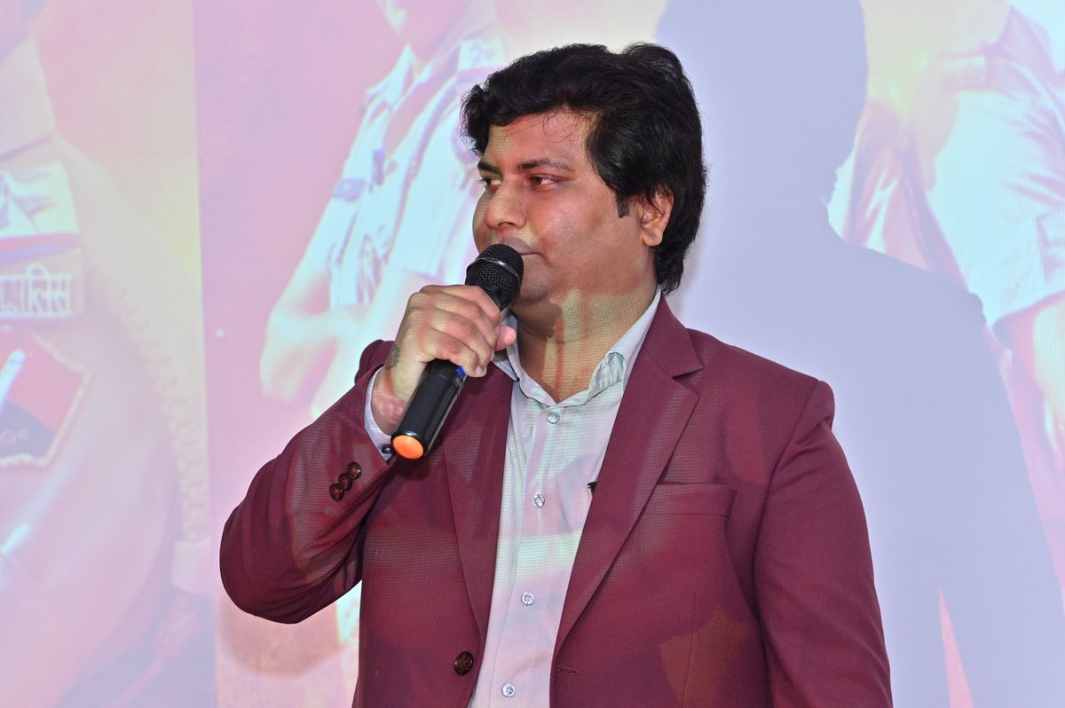 imvikashvarma's tweet photo. "सफल होने के लिए असफल होना बहुत ज़रूरी है I"
@TwitterIndia @varunpst @Editor_Umang @BJP4Rajasthan
#Motivation #thoughts #story #film #FILMUSIC #films #FilmsDay https://t.co/t3QTMDOv0t