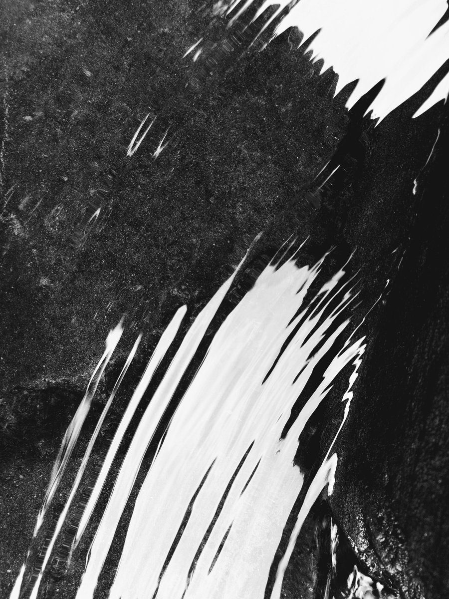 HuwMorgan1's tweet photo. Brecon Beacons diptych

#blackandwhitephotography #blackandwhitephoto #breconbeacons #waterfallwalk #talybont https://t.co/uGsprZd6cg