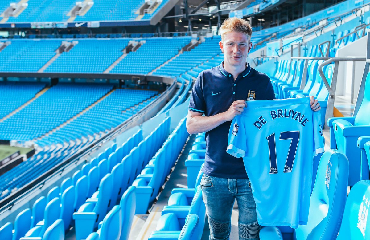 ManCity's tweet photo. Seven years ago today we signed @KevinDeBruyne 🤩

What's been your favourite KDB moment so far? 🤔

#OnThisDay | #ManCity https://t.co/nzZUSAcN4s