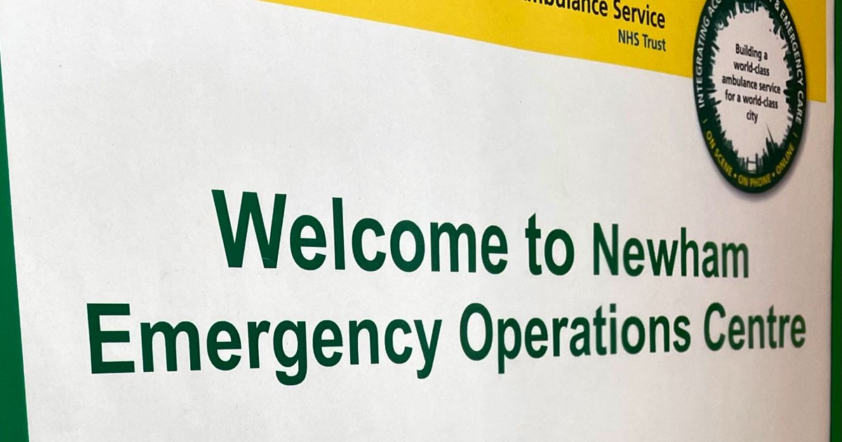 juleslockett06's tweet photo. Thank you to all of our teams @Ldn_Ambulance & @stjohnambulance for the support, care, dedication, energy and steps put in over the last few days @NHCarnivalLDN - the first major event from our impressive new #SOC & I couldn’t be more proud of colleagues #RecoverWell 💚 https://t.co/XU0SgBtH6Q