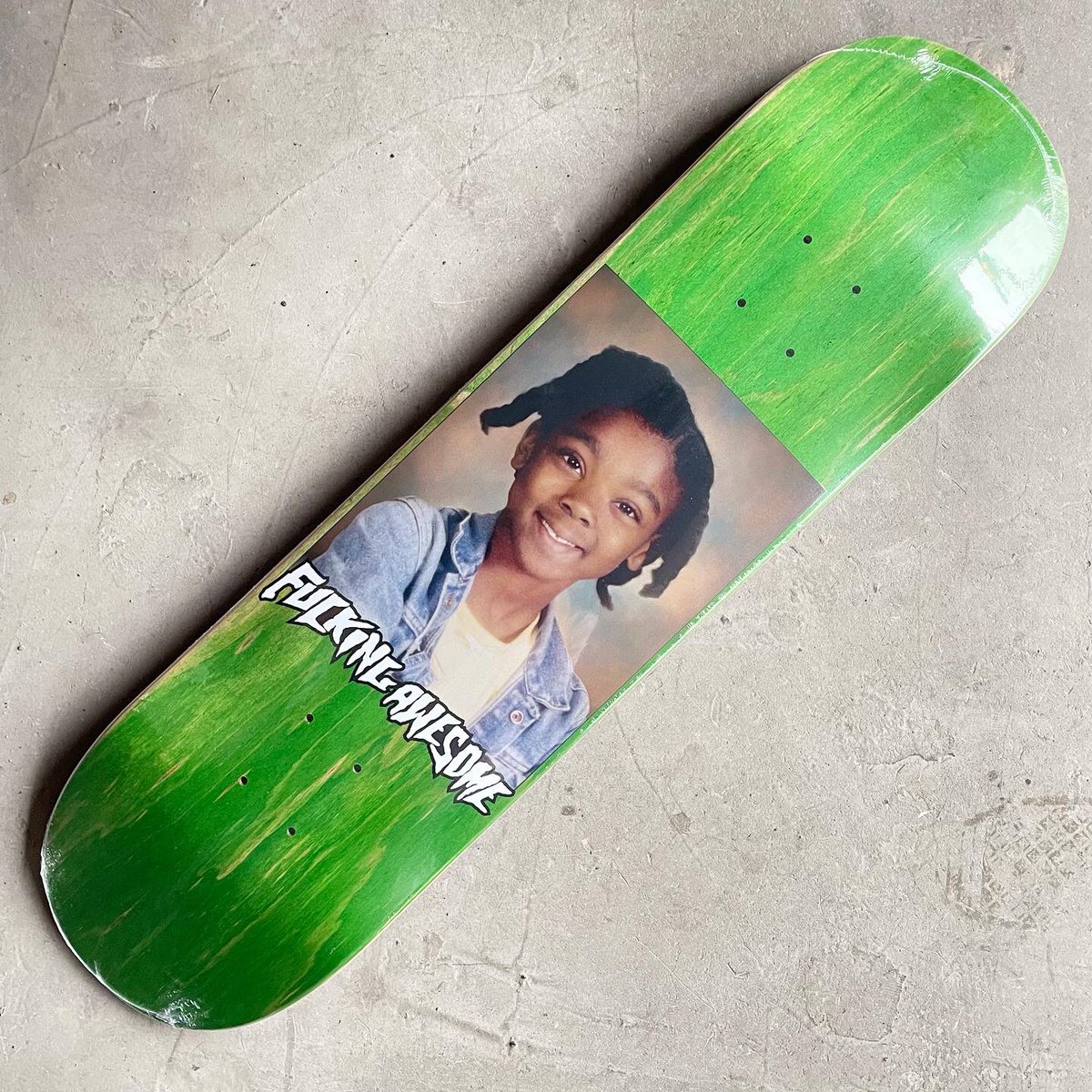 growth_sb's tweet photo. @fuckingawesome @beatricedomond pro deck available in store!!!🥳🎉🎈

https://t.co/VAc4qbubxx

#fuckingawesome 
#growth_sb https://t.co/FVSYsAzj4T