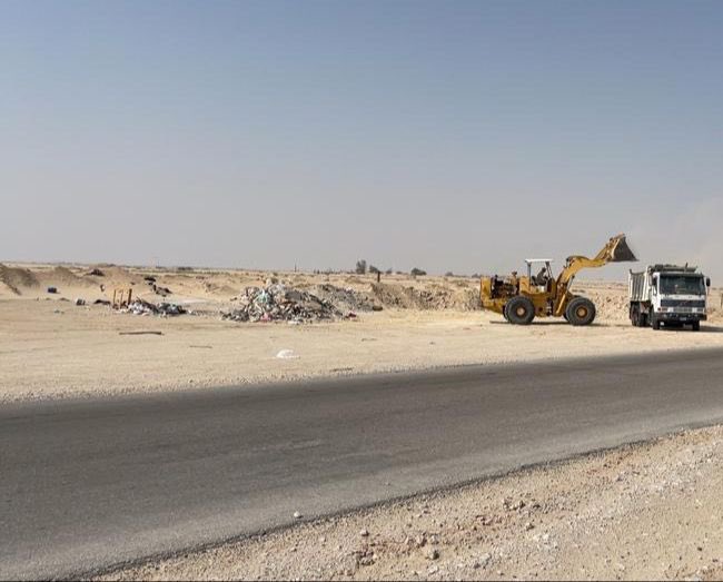 Alahsamun's tweet photo. تواصل اعمالها #أمانة_الأحساء ممثلة بـ وكالة المشاريع
إدارة تشغيل وصيانة المعدات ردم وتسوية الطرق في الحي الرابع والخامس بمخطط ضاحية هجر.

@saudimomra https://t.co/iW9U64MVC0