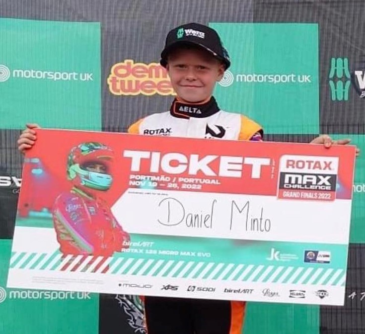 HMsportOfficial's tweet photo. MINTO QUALIFIES FOR PORTUGAL !!!!!!!!!!!!!!!!!!!!
Clay Pigeon Racway saw Hunter Motorsports Daniel Minto qualify for the Rotax World Finals @ Portimao in Portugal taking place later this year.
#poweredbyhuntermotorsport
#rotaxworldfinals https://t.co/vPuJ9Dbi3H