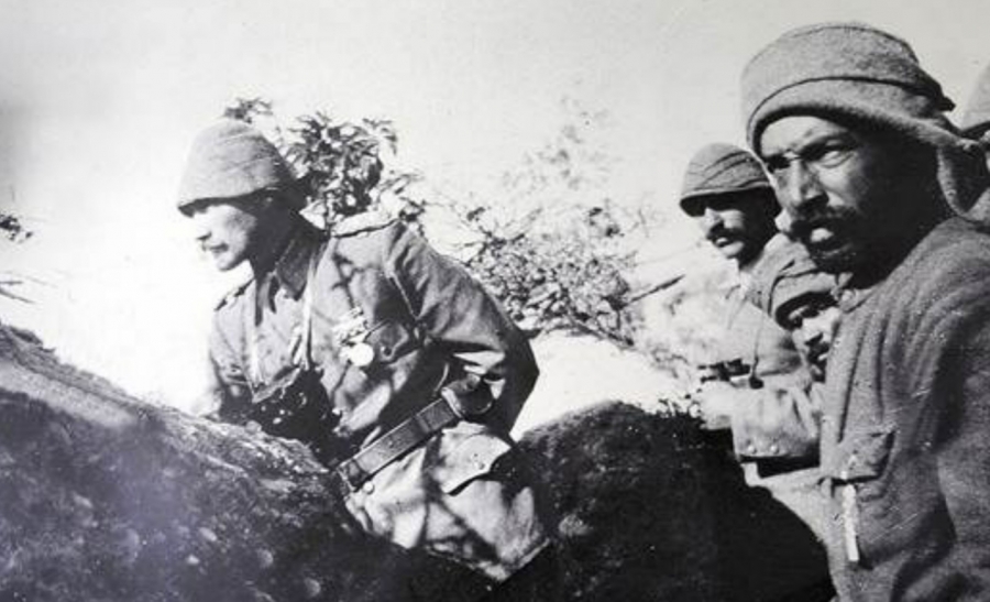 baslattusu's tweet image. 30 Ağustos Zafer Bayramımız kutlu olsun! Büyük Taarruz&apos;un 100. yılında Mustafa Kemal Atatürk&apos;ü ve silah arkadaşlarını saygı ve rahmetle anıyoruz.