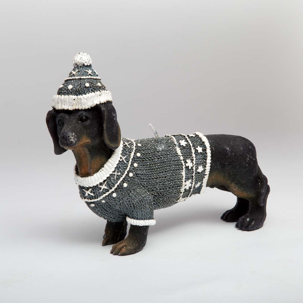 ShatchiUK's tweet photo. Shatchi's cute novelty candles make fantastic gifts and are a nice way to finish off Christmas displays. 

#shatchi #shatchichristmas #christmas #christmasdecorations #candles https://t.co/N2Cf01DHGF