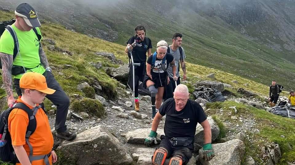 An absolutely inspirational day spent on Saturday, assisting Paul Ellis, double below the knee amputee, crawl and complete the 3rd peak of his 3 peak crawl, finishing on Scafell Pike. 
.
A huge congratulation also to the other amputees who joined us on the day