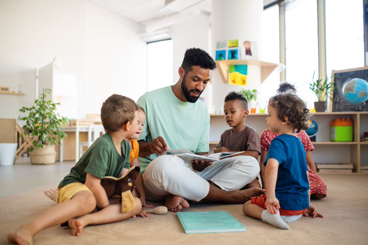 Jonharper70bd's tweet photo. This is a discussion about culturally responsive teaching. More specifically, it's about how to do it well. I learned why it is more difficult than I previously thought. But I learned how it can be done. There were numerous tips in this discussion. https://t.co/FIfxI9mKQ1 #edhcat https://t.co/svi4SpFw4J